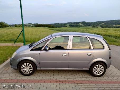 Opel Meriva 1.  4 BEZ RDZY.   2009
