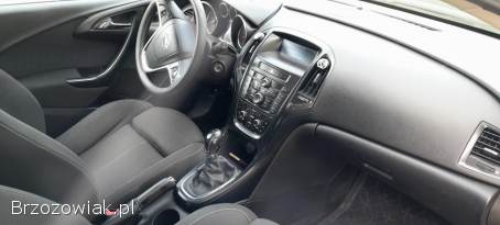 Opel Astra SPORTS TOURER 2010