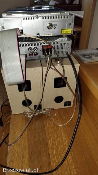 Mini wieża Hitachi w świetnym stanie.