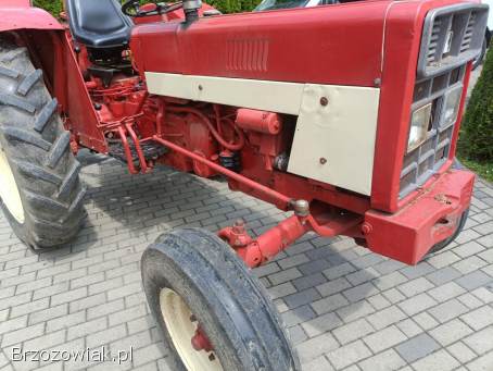 Ciągnik rolniczy IHC 423 INTERNATIONAL