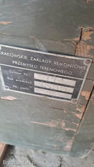 Sprzedam dwie stare wojskowe skrzynie