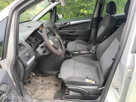 Opel Zafira 1.  9CDTI 150km 06 2006