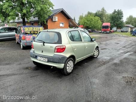 Toyota Yaris 1.  0 01r 2001