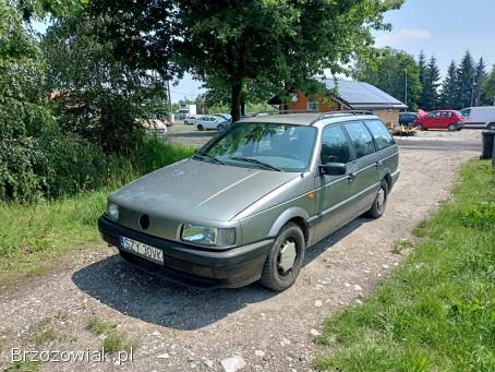 Volkswagen Passat 1.  8 b+g 92r 1992