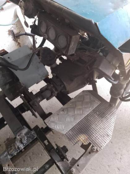 Sprzedam traktor typu sam