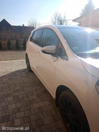 Toyota Verso 2013