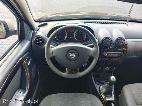 Dacia Duster 1.  6Benz.  Stan BDB 2011