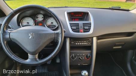 Peugeot 207 1.  6 HDI 2008
