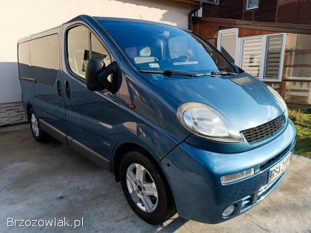 Opel Vivaro Tour 2004