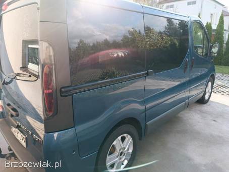 Opel Vivaro Tour 2004