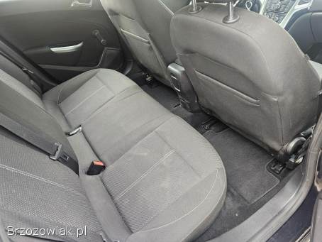 Opel Astra J Turbo Cosmo Na 2011