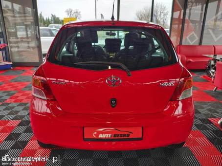 Toyota Yaris Benzyna Stan BDB 2010