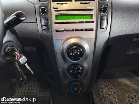 Toyota Yaris Benzyna Stan BDB 2010