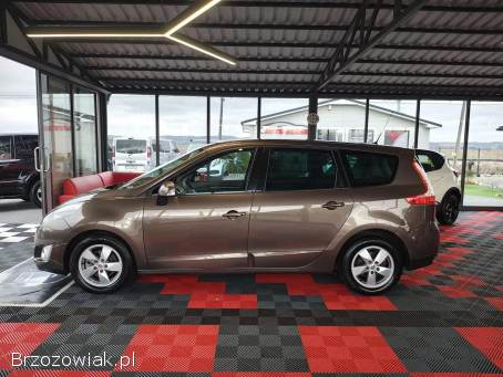 Renault Scenic 1.  5DCI 7-Osobowy 2010