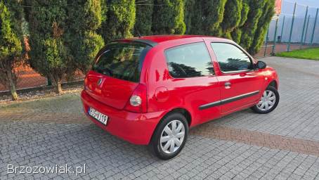 Renault Clio 1.  2 Benz 2009
