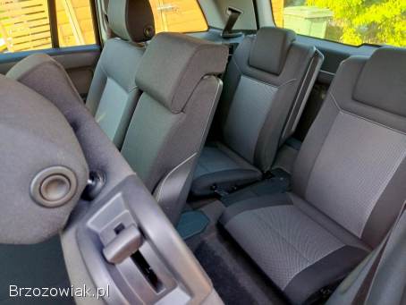 Opel Zafira 1.  8 B,  7 osób  2010