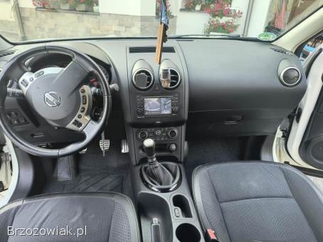 Nissan Qashqai Piekny biały suv 2013