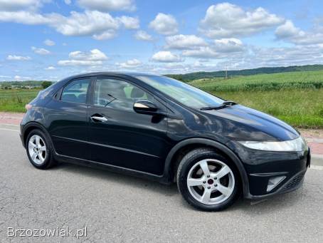 Honda Civic Ufo 2.  2D 140km 2006