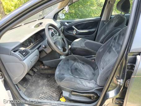 Citroën C5 2.  0HDI 109km 01r 2001