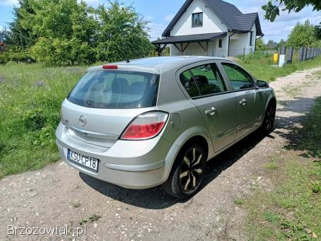 Opel Astra 1.  4 04r 2004