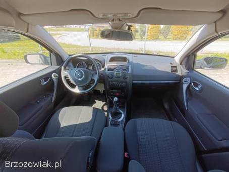 Renault Megane II 2.  0i 136KM  2006