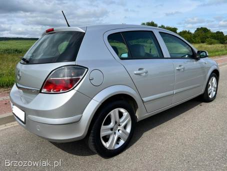 Opel Astra H 1.  3CDTi 90km 2008