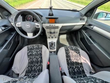 Opel Astra H 1.  3CDTi 90km 2008