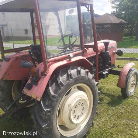 Ciągnik rolniczy Ursus 330