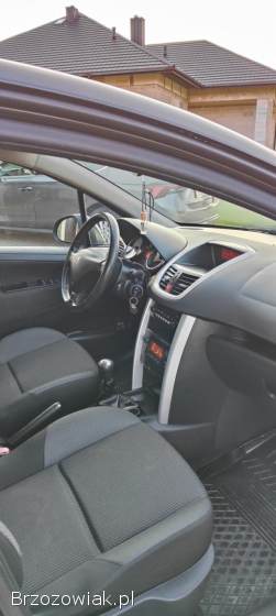 Peugeot 207 2011