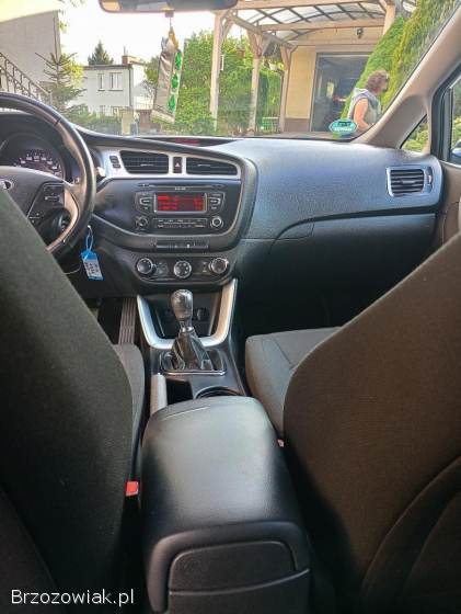 Kia Cee'd 1,  4 benz.  - 2013r.   2013