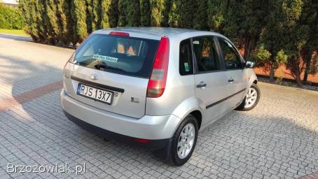 Ford Fiesta 1.  2 Salon Polska 2004