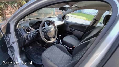 Ford Fiesta 1.  2 Salon Polska 2004
