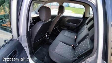 Ford Fiesta 1.  2 Salon Polska 2004