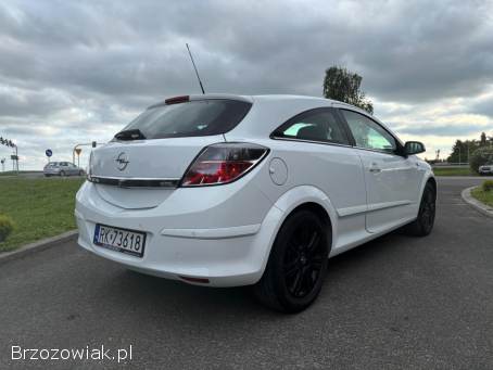 Opel Astra H GTC 2009