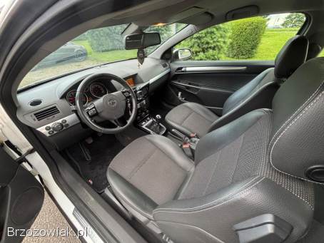 Opel Astra H GTC 2009