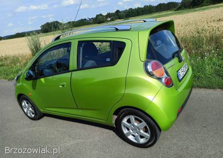 Chevrolet Spark M300 2011