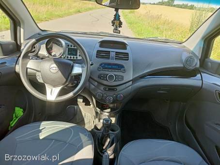 Chevrolet Spark M300 2011