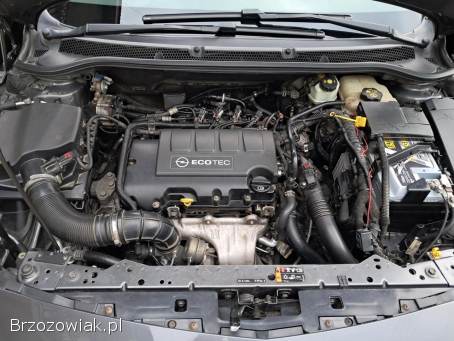 Opel Astra 2012