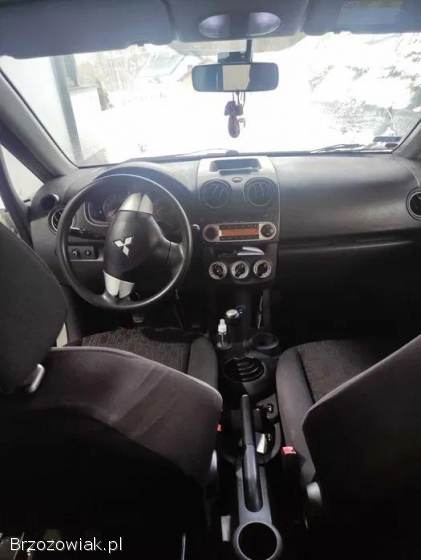 Mitsubishi Colt 2010