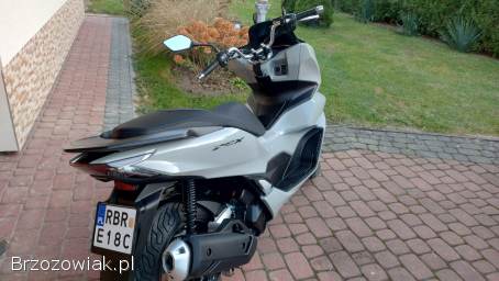 Honda PCX 2023