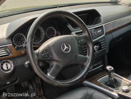 Mercedes-Benz Klasa E E200 2009