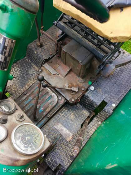 Ciągnik rolniczy Zetor Super 50.