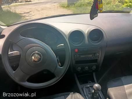 Seat Ibiza 1.  2 02r 2002