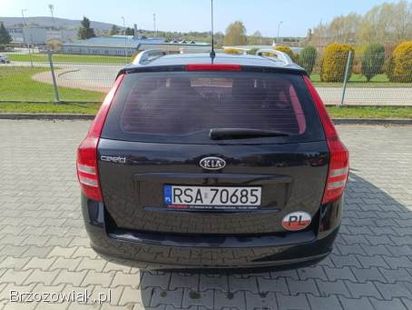 Kia Cee'd I SW 1.  4 109KM 2009