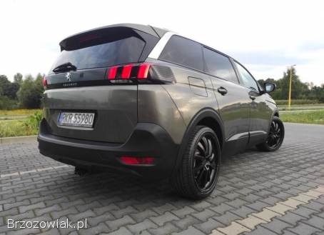 Peugeot 5008 II 2017
