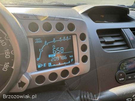 Chevrolet Spark 1.  0 lpg 2011