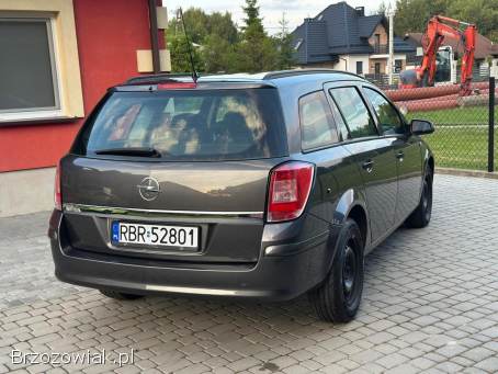 Opel Astra H 2009/10 1.  6  2009