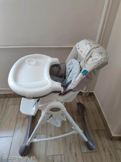 Krzesełko do karmienia dzieci.