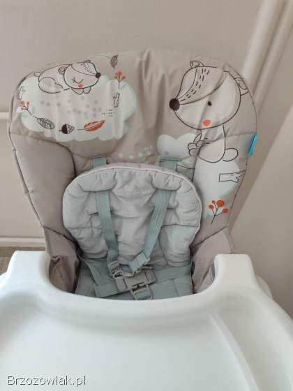 Krzesełko do karmienia dzieci.
