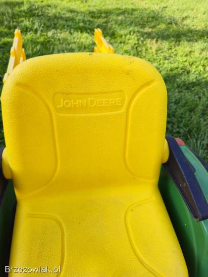 PEG PEREGO JOHN DEERE GROUND FORCE traktor 12V